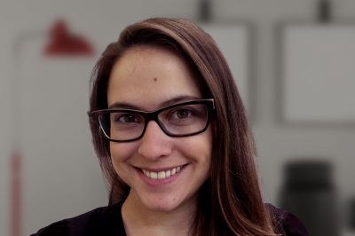 Prof.ª Amanda Cunha Regal de Castro